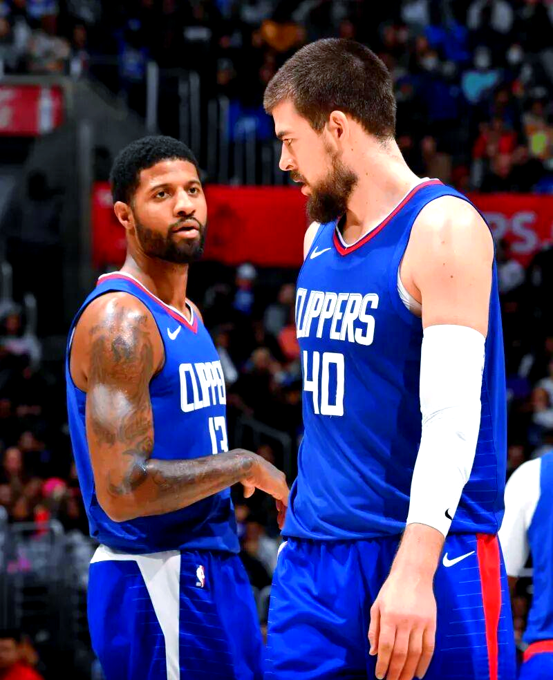 爱游戏-关于洛杉矶快船发布备战花絮，清晨手感冰凉，社区盾任务艰巨，轮换策略成焦点的信息